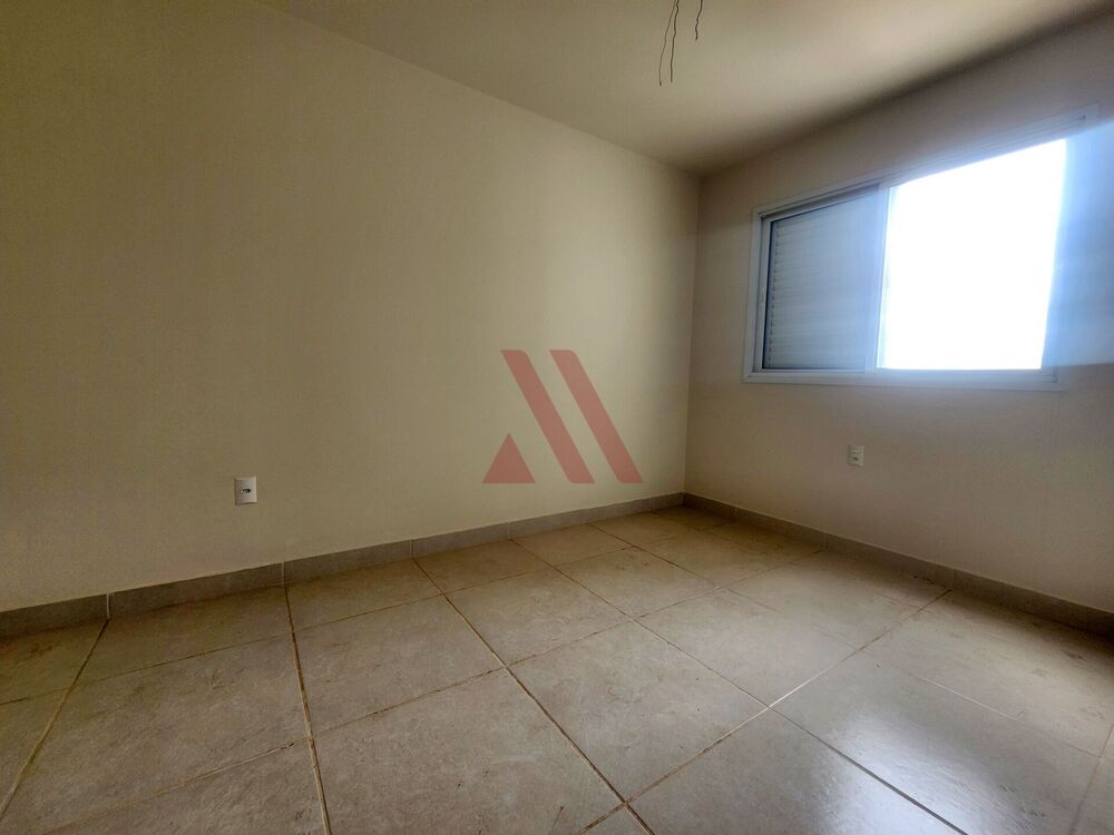 Apartamento para alugar com 3 quartos, 76m² - Foto 3