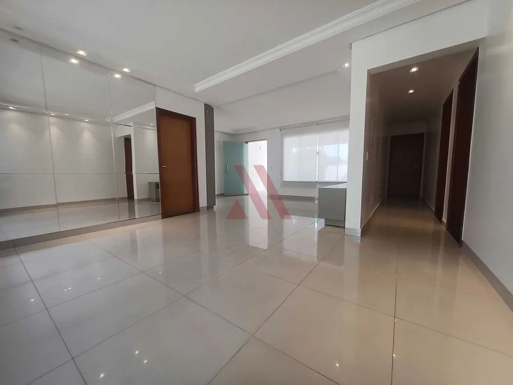 Casa, 3 quartos, 200 m² - Foto 2