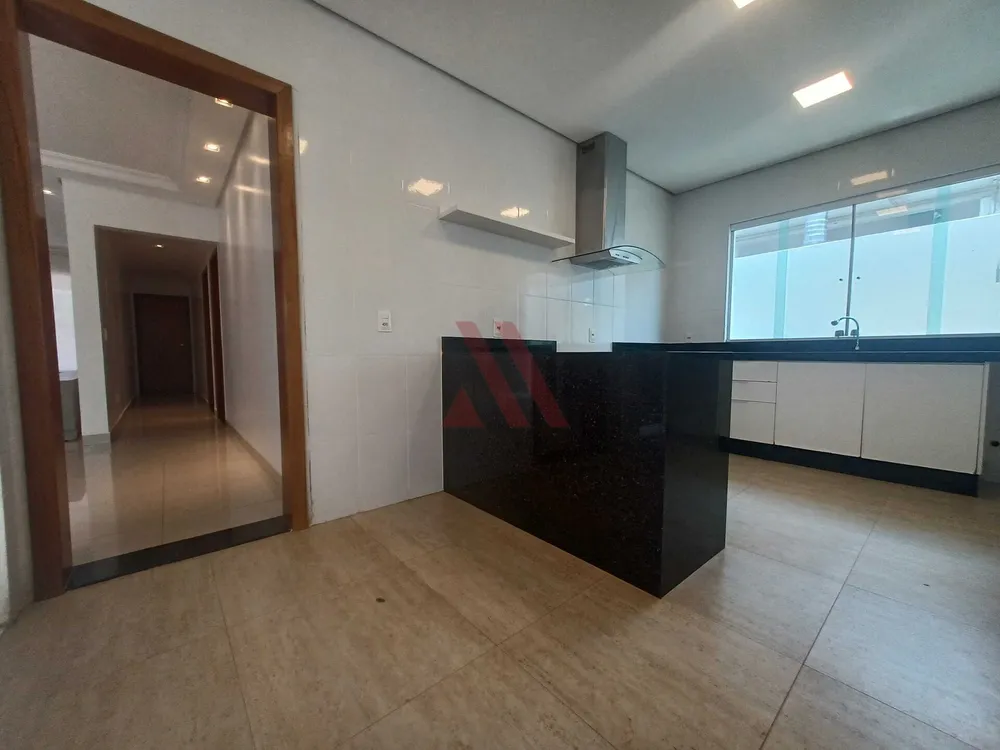 Casa, 3 quartos, 200 m² - Foto 4