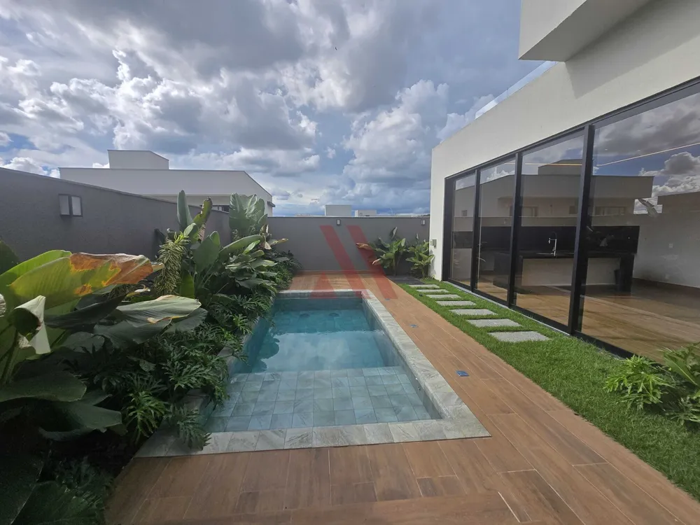 Casa, 3 quartos, 244 m² - Foto 8