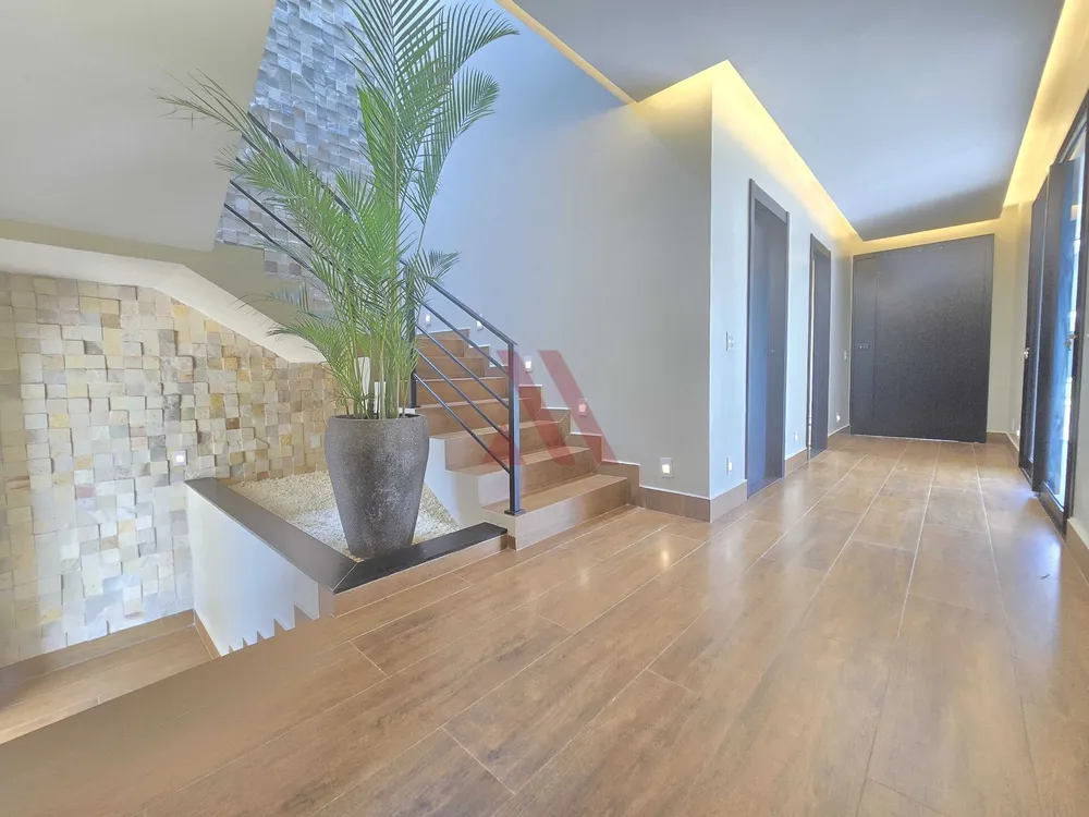 Casa, 3 quartos, 244 m² - Foto 3