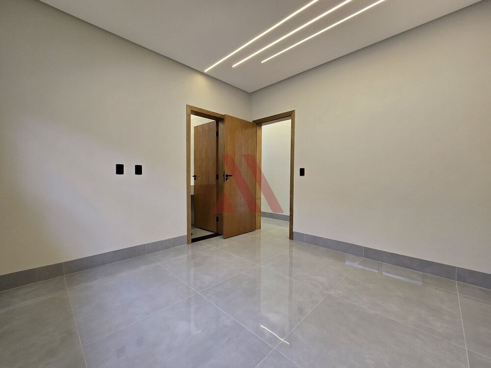 Casa, 4 quartos, 235 m² - Foto 13