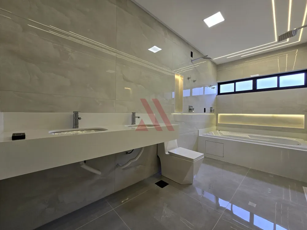 Casa, 4 quartos, 235 m² - Foto 30
