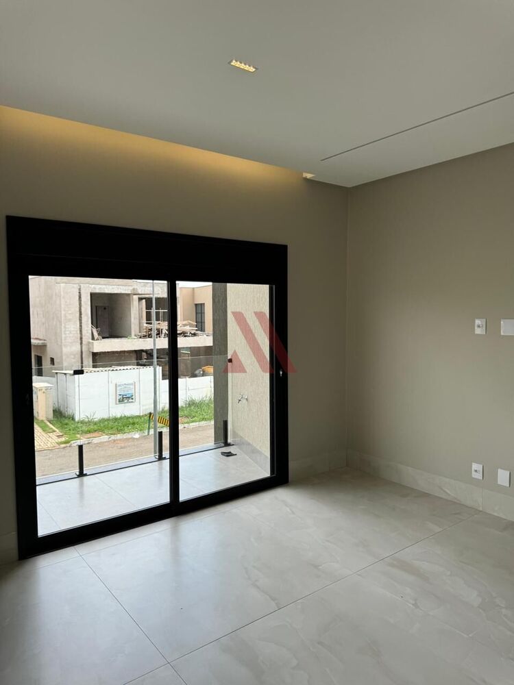 Sobrado à venda com 4 quartos, 299m² - Foto 11