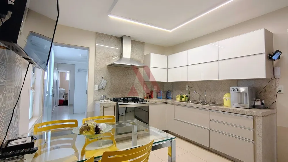 Apartamento, 3 quartos, 150 m² - Foto 1