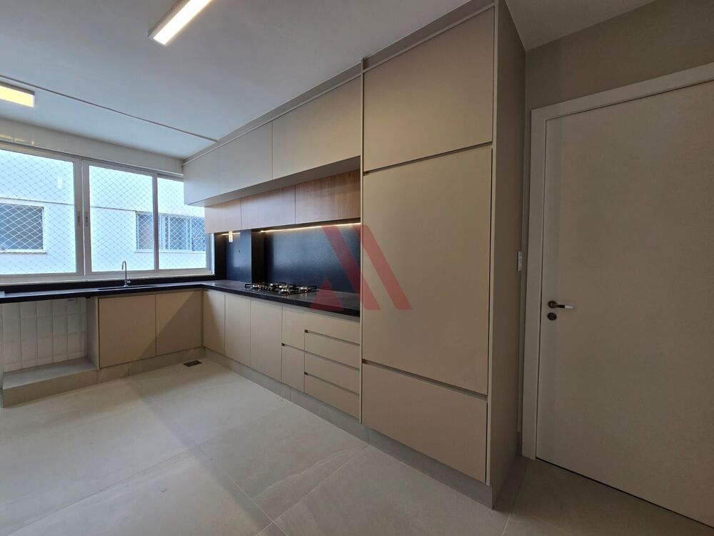 Apartamento à venda com 3 quartos, 112m² - Foto 11