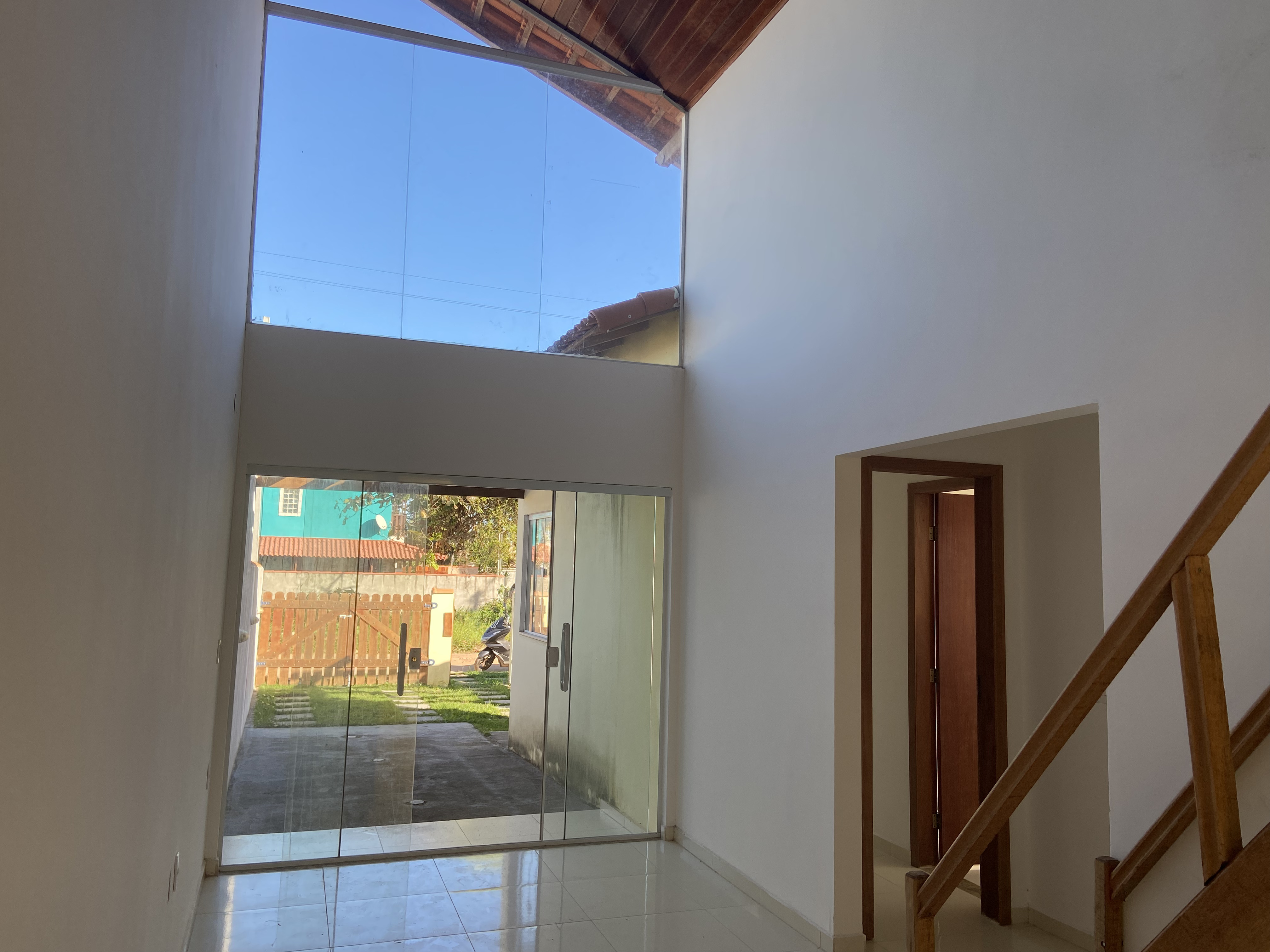 Casa à venda com 2 quartos, 85m² - Foto 2