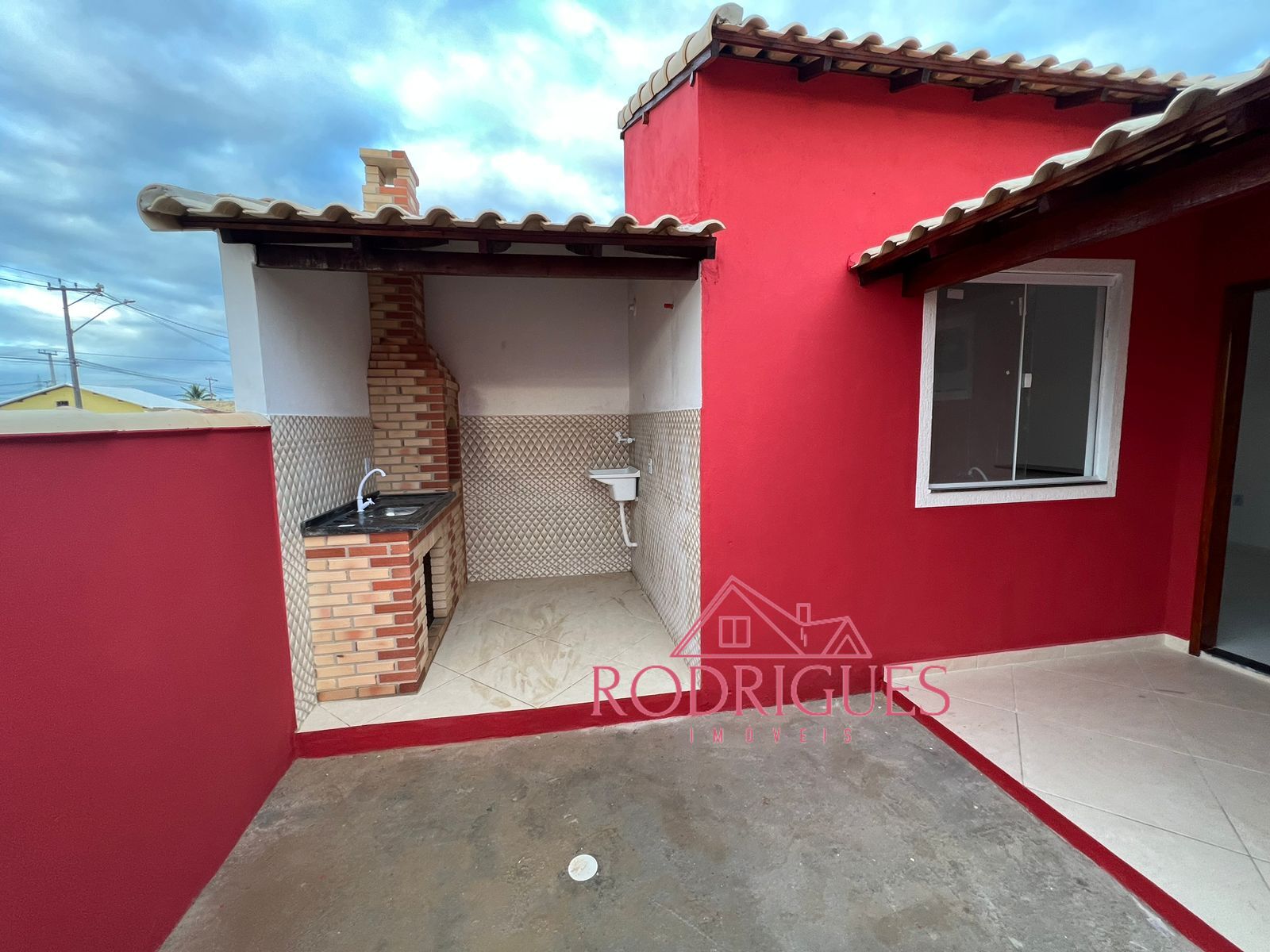 Casa à venda com 1 quarto, 70m² - Foto 1