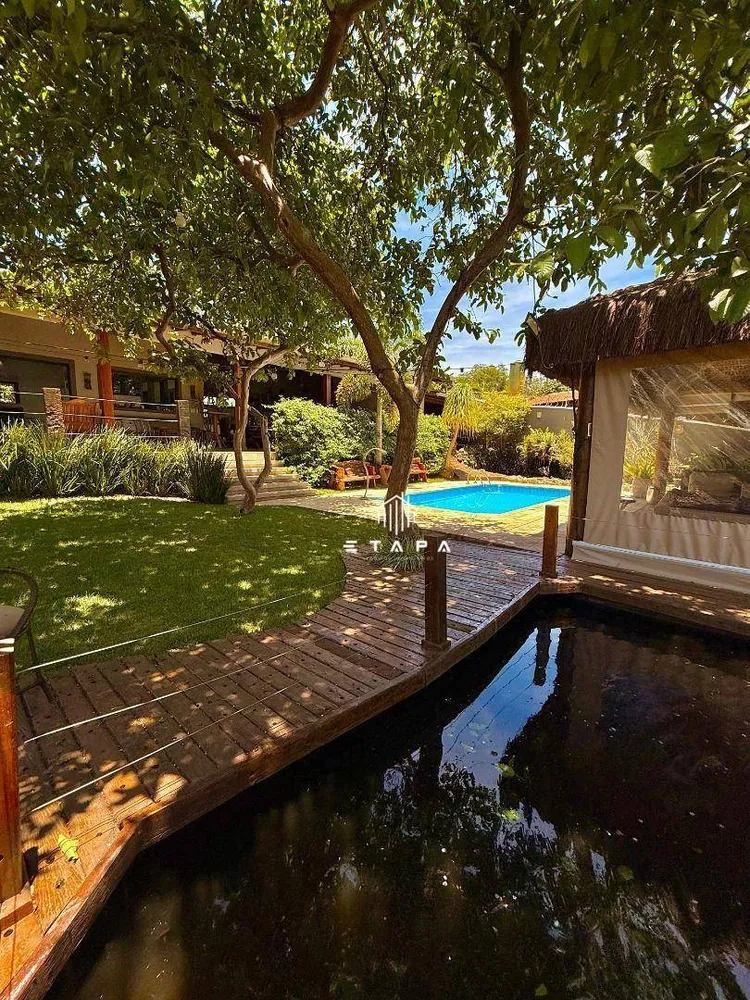 Casa, 4 quartos, 254 m² - Foto 10