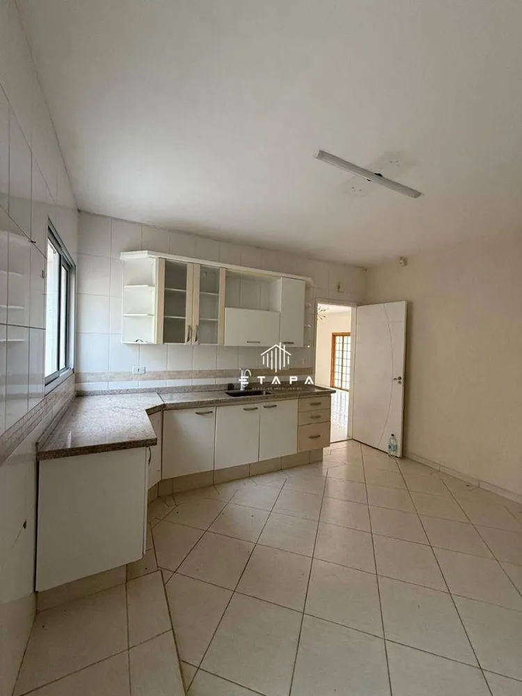 Casa, 3 quartos, 214 m² - Foto 6