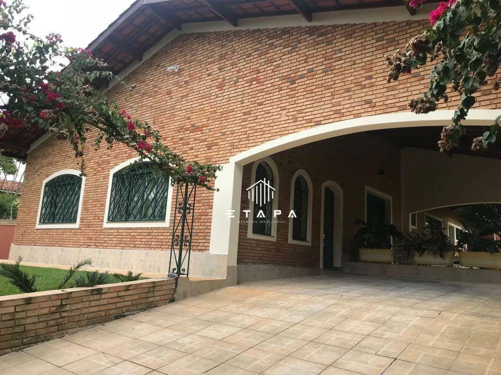 Casa, 4 quartos, 488 m² - Foto 1