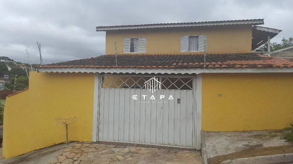 Casa, 3 quartos, 227 m² - Foto 1
