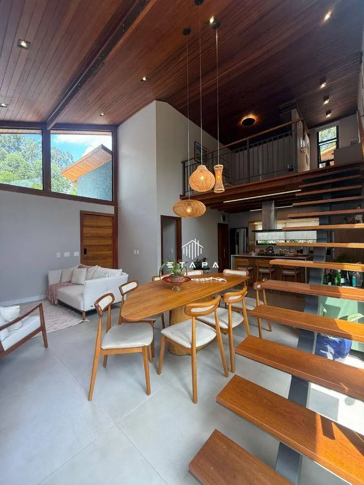 Casa, 3 quartos, 360 m² - Foto 1