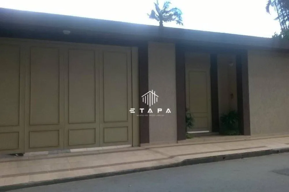 Casa, 5 quartos, 361 m² - Foto 1