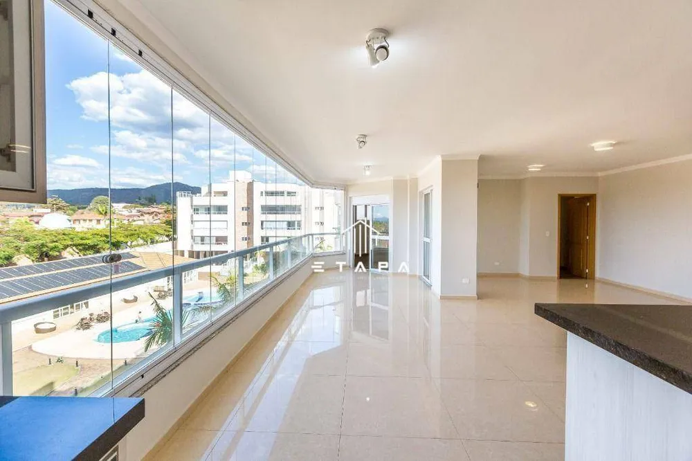 Apartamento, 3 quartos, 350 m² - Foto 1