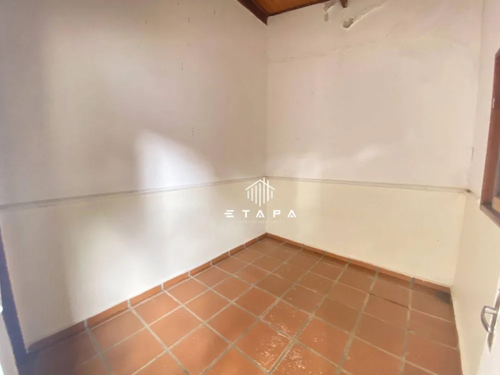 Casa, 6 quartos, 252 m² - Foto 8
