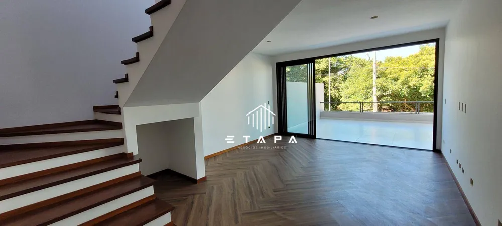 Casa, 3 quartos, 166 m² - Foto 1