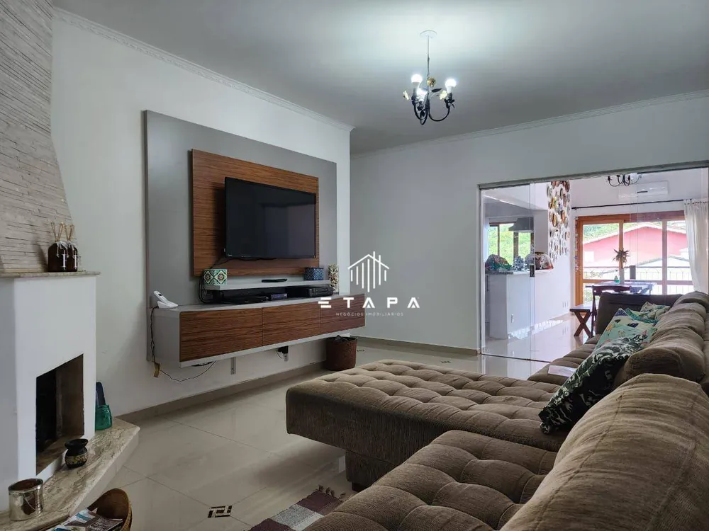 Casa, 3 quartos, 189 m² - Foto 3