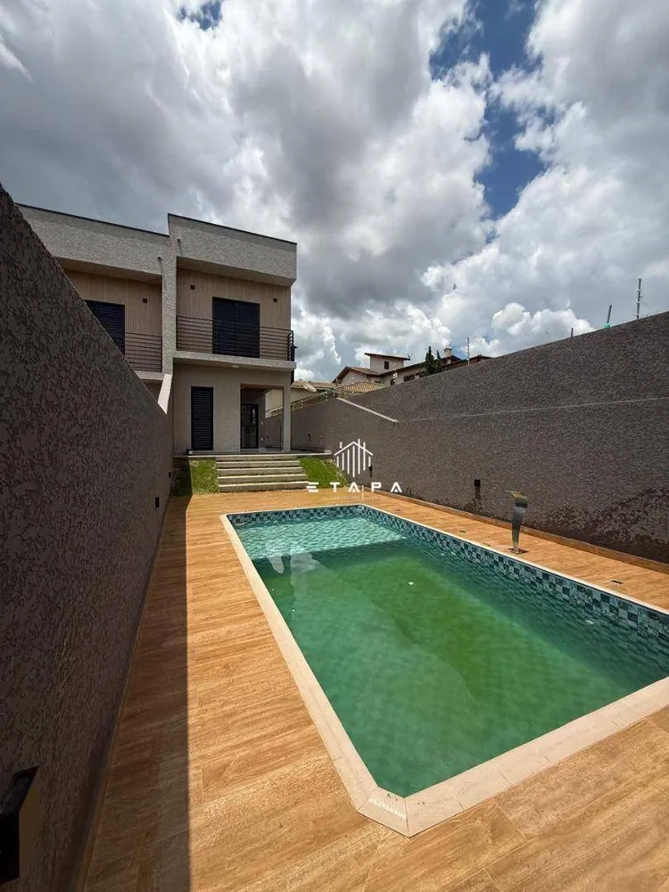 Casa, 3 quartos, 170 m² - Foto 1