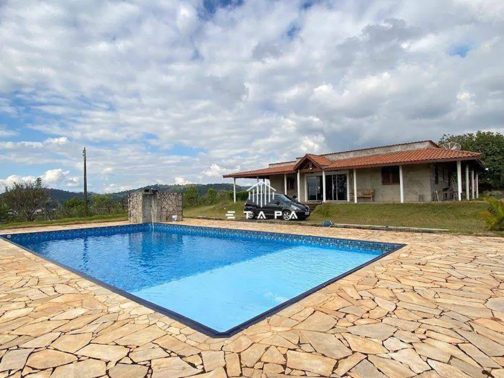 Chácara, 3 quartos, 3087 m² - Foto 1