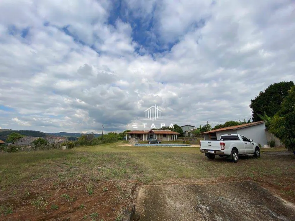 Chácara, 3 quartos, 3087 m² - Foto 1
