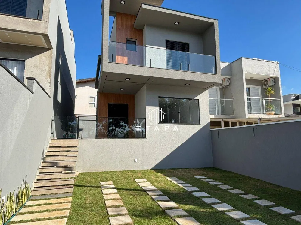 Casa, 3 quartos, 142 m² - Foto 1