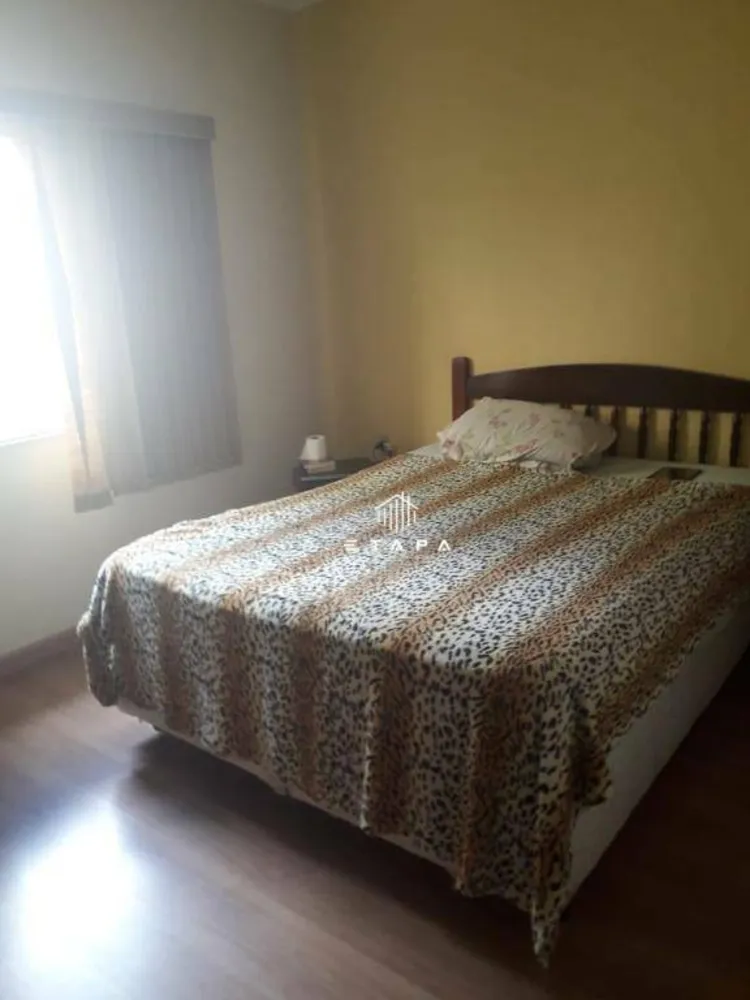 Casa, 3 quartos, 220 m² - Foto 1