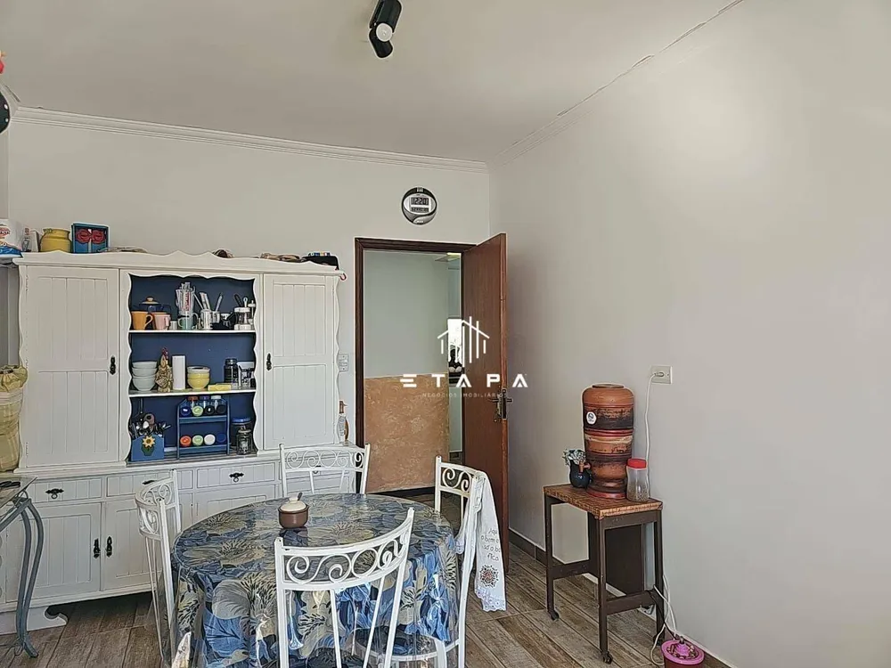 Casa, 3 quartos, 199 m² - Foto 2