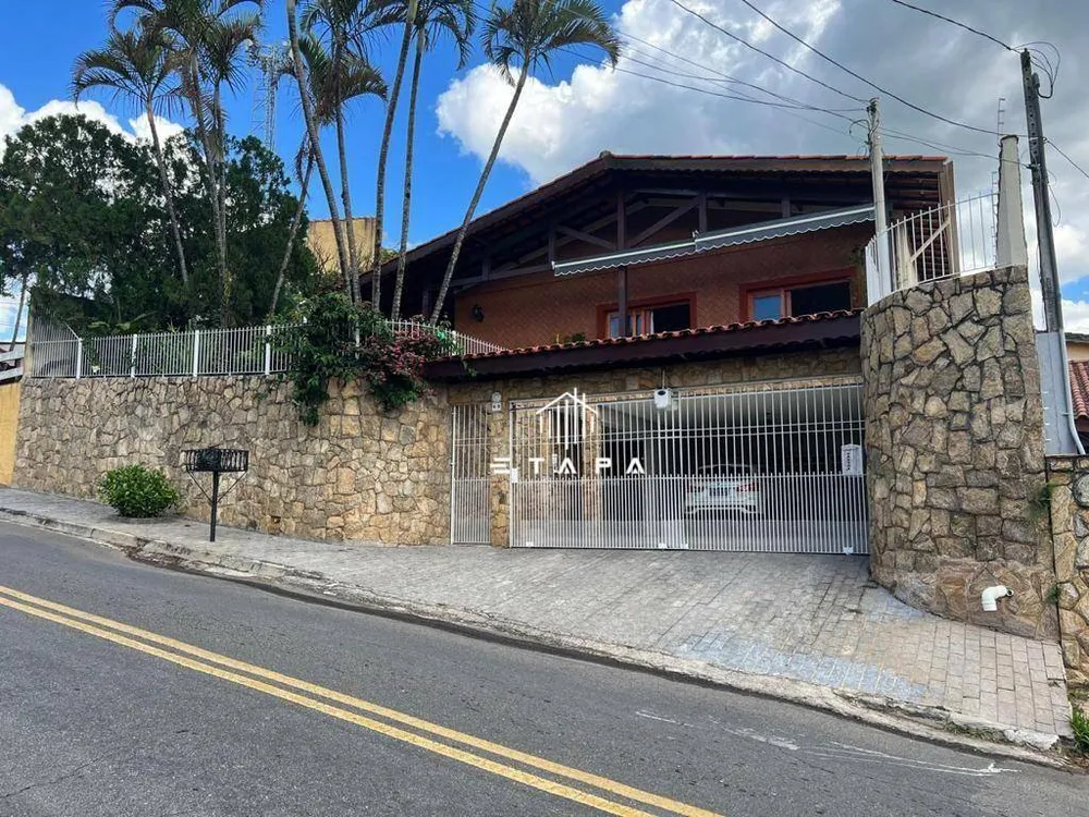 Casa, 3 quartos, 400 m² - Foto 1