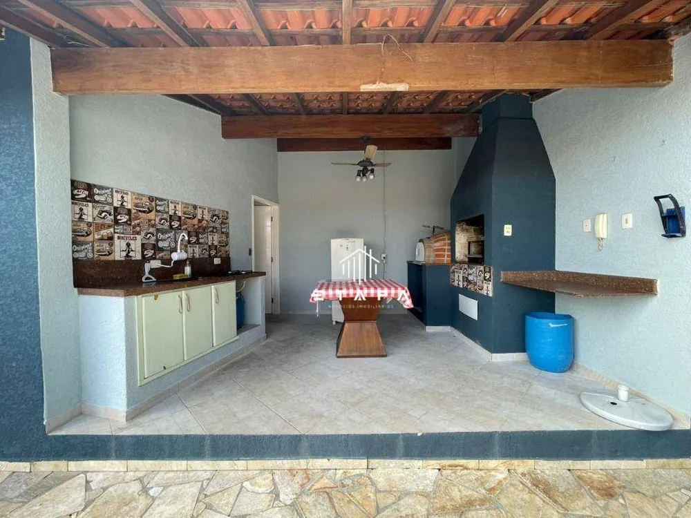 Casa, 3 quartos, 302 m² - Foto 1