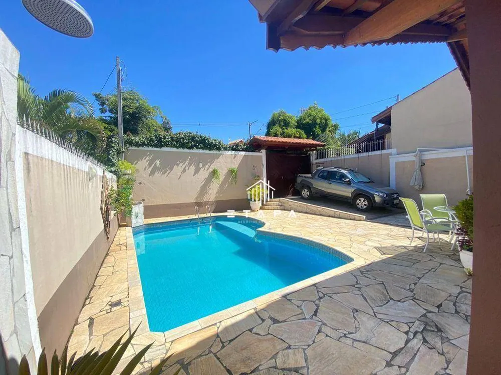 Casa, 3 quartos, 240 m² - Foto 3