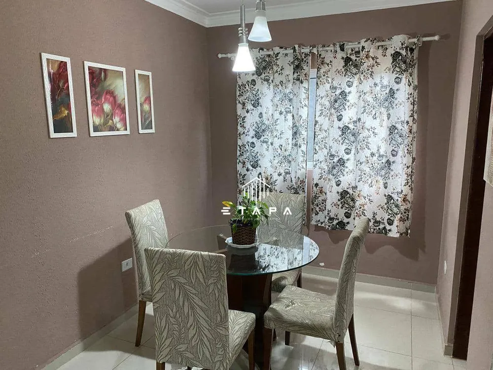 Casa, 3 quartos, 221 m² - Foto 1