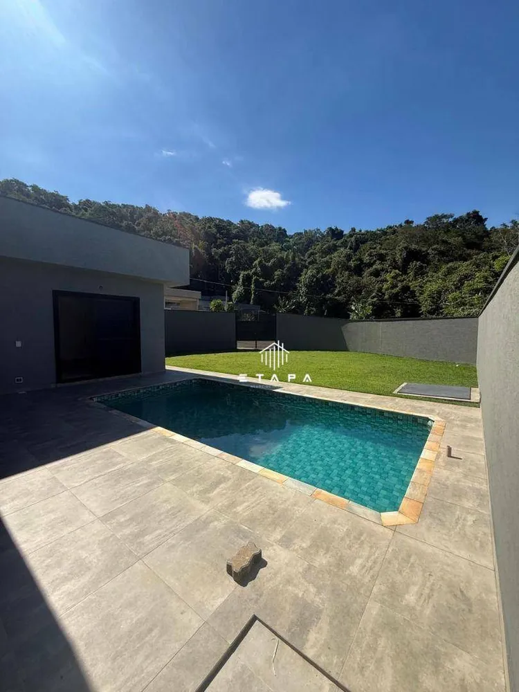 Casa, 3 quartos, 177 m² - Foto 2