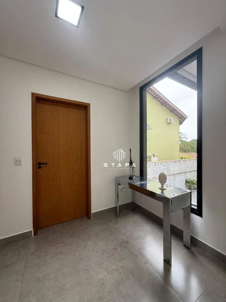 Casa, 4 quartos, 362 m² - Foto 1