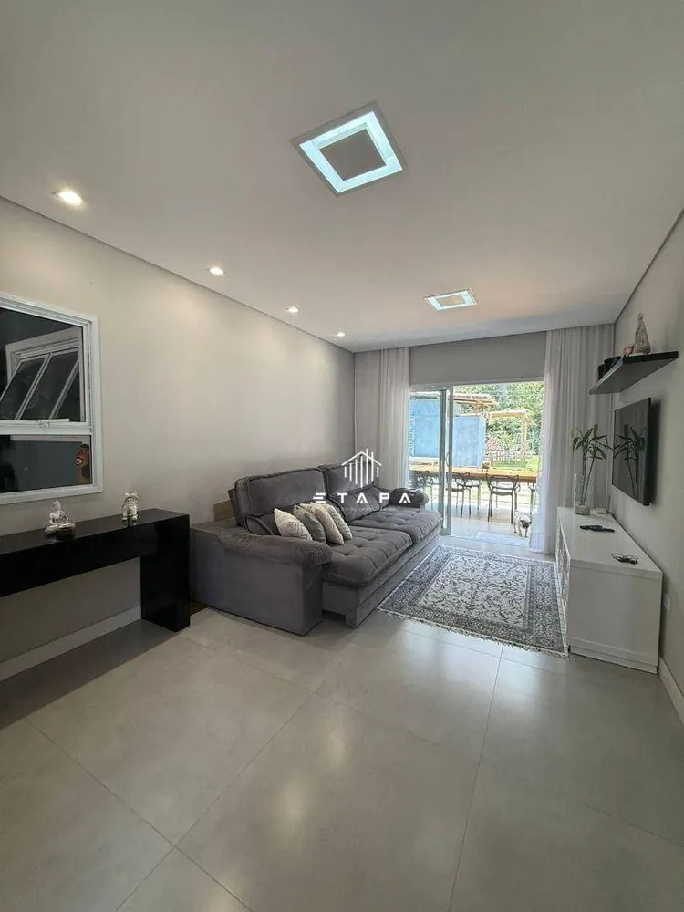 Casa, 3 quartos, 200 m² - Foto 2