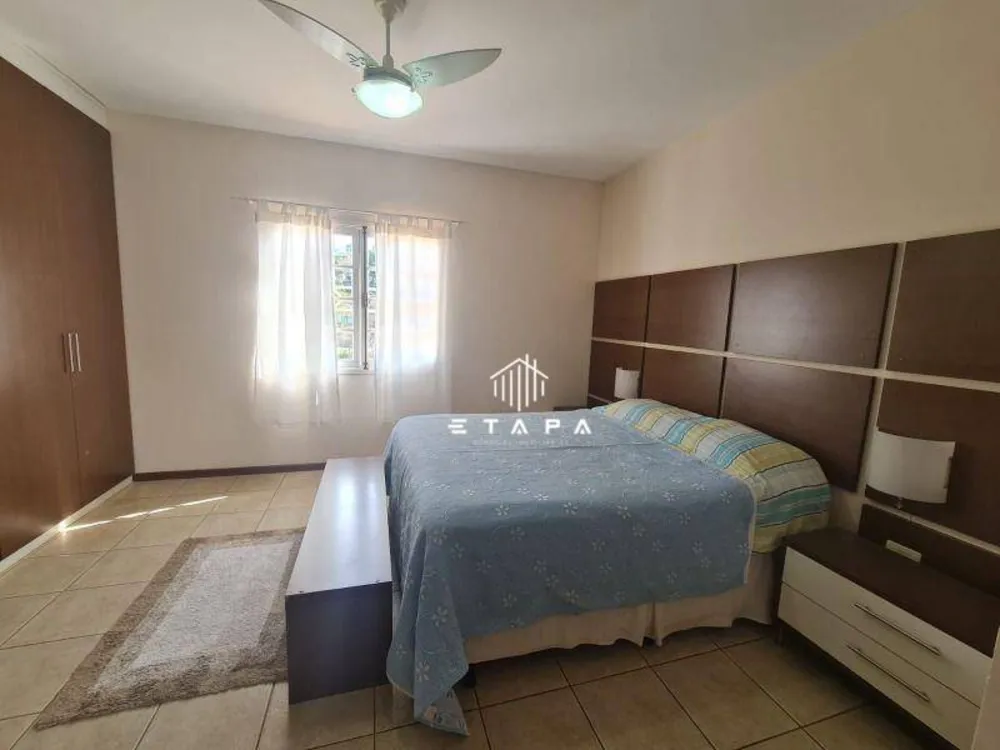 Casa, 4 quartos, 250 m² - Foto 2