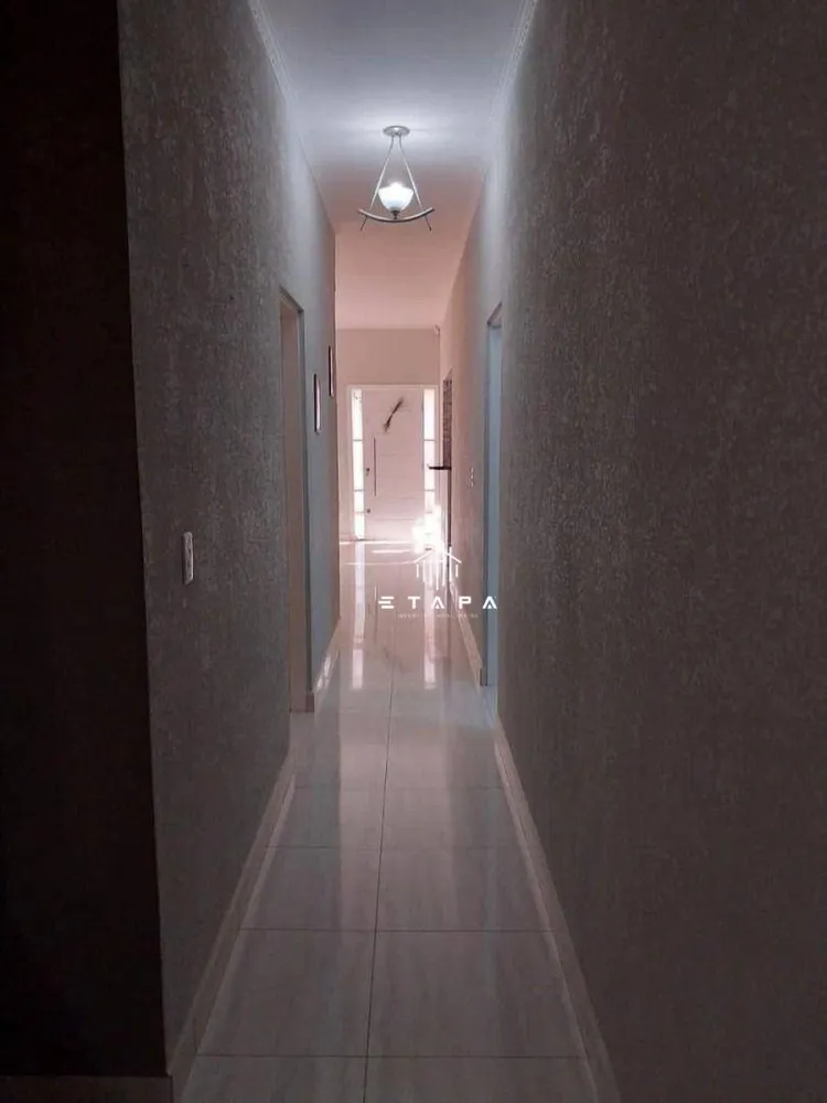 Casa, 3 quartos, 229 m² - Foto 2