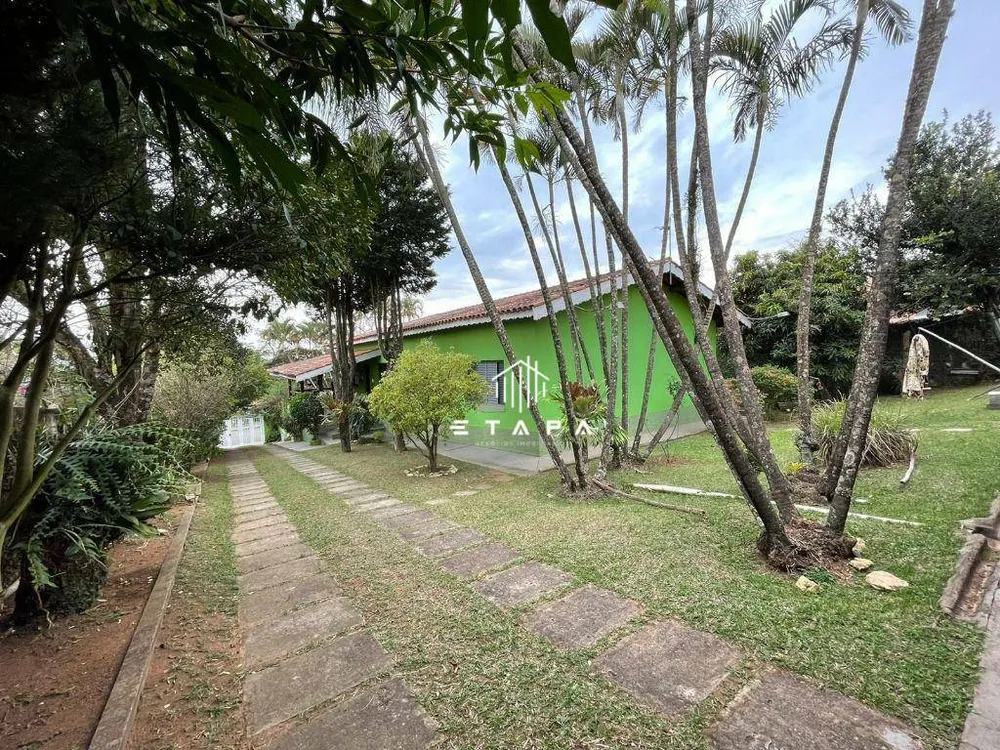 Casa, 3 quartos, 242 m² - Foto 2