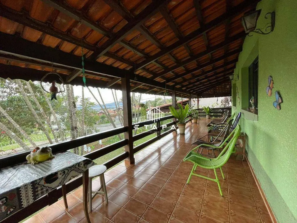 Casa, 3 quartos, 242 m² - Foto 3