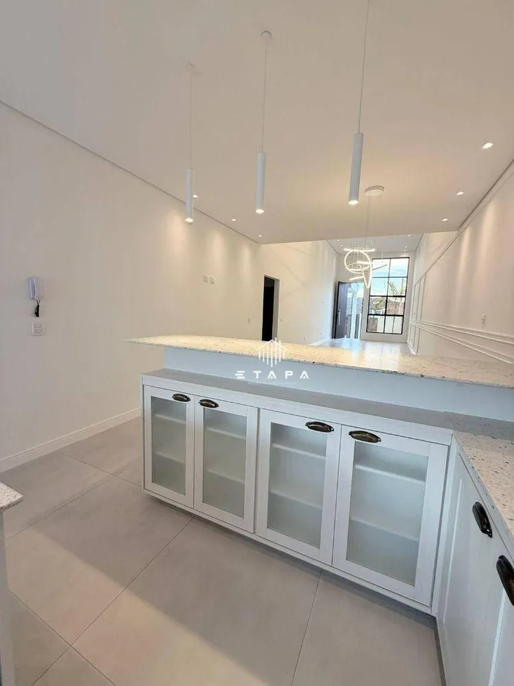 Casa, 3 quartos, 200 m² - Foto 9