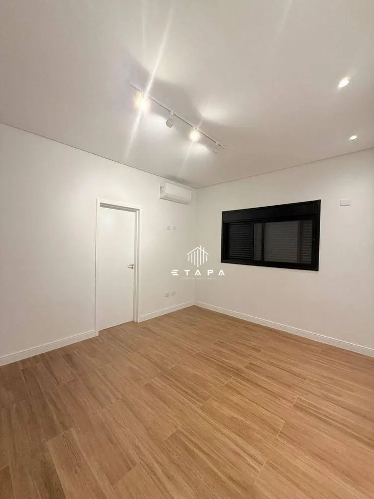 Casa, 3 quartos, 200 m² - Foto 13