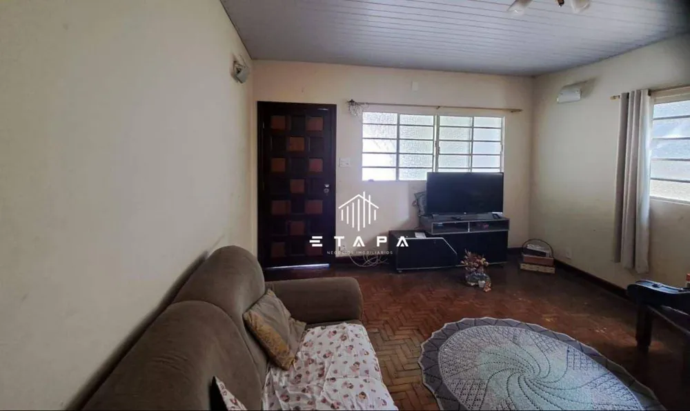 Casa, 4 quartos, 238 m² - Foto 1