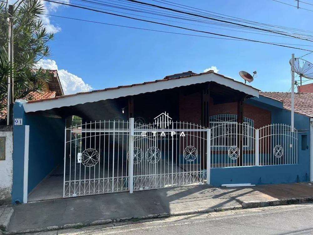Casa, 3 quartos, 327 m² - Foto 1
