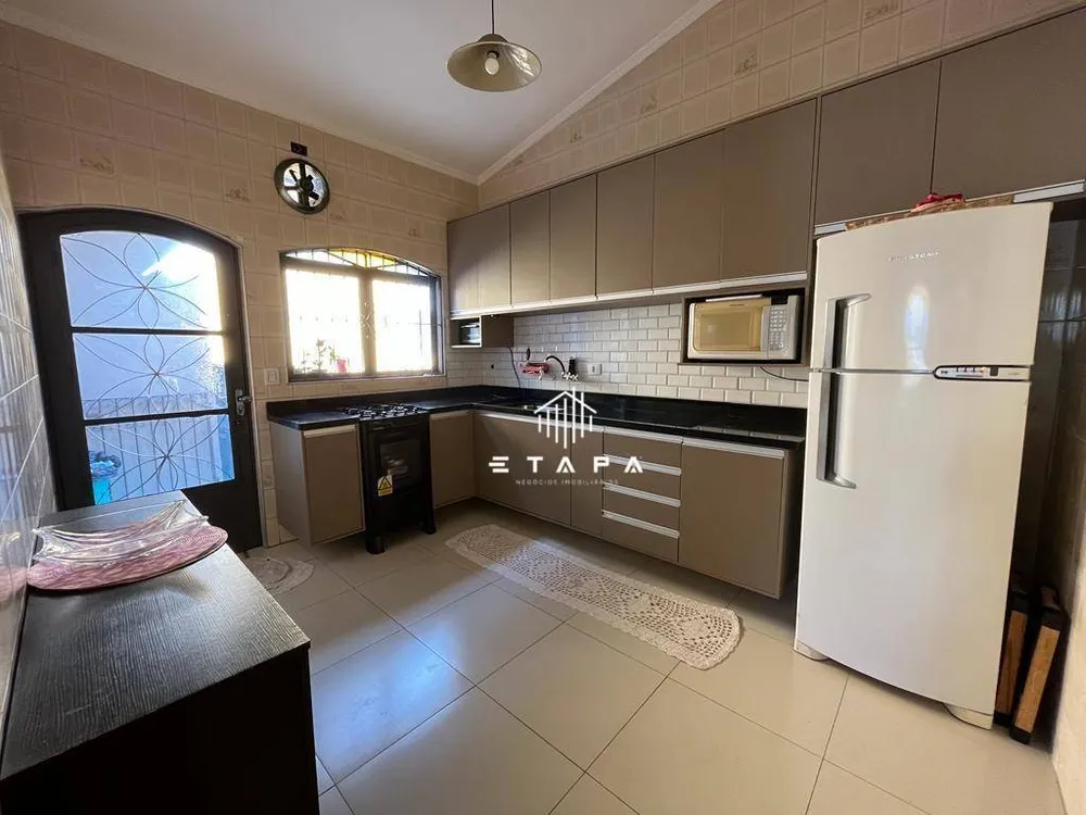 Casa, 3 quartos, 327 m² - Foto 4