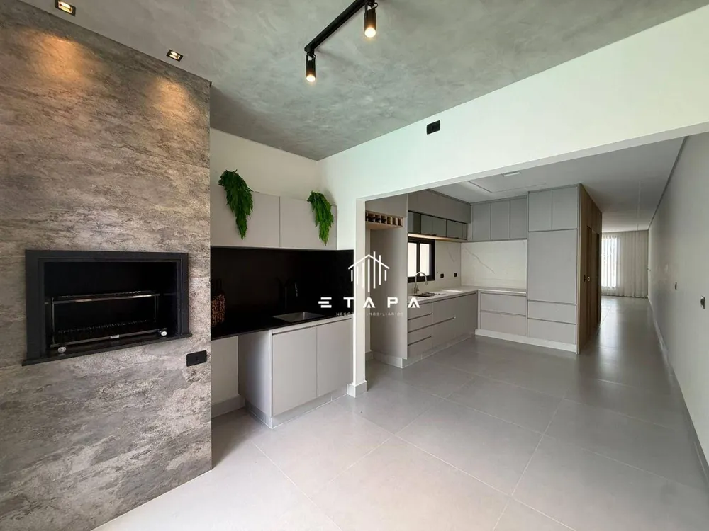Casa, 3 quartos, 142 m² - Foto 1