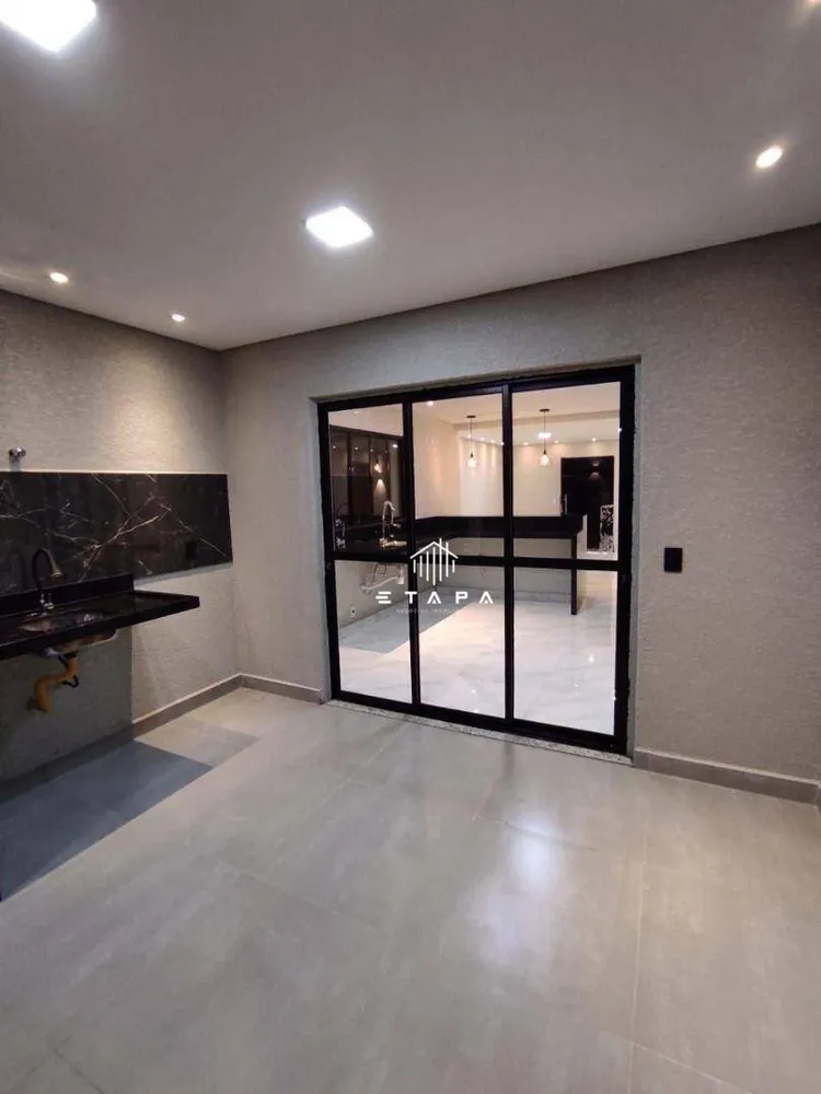 Casa, 3 quartos, 142 m² - Foto 2