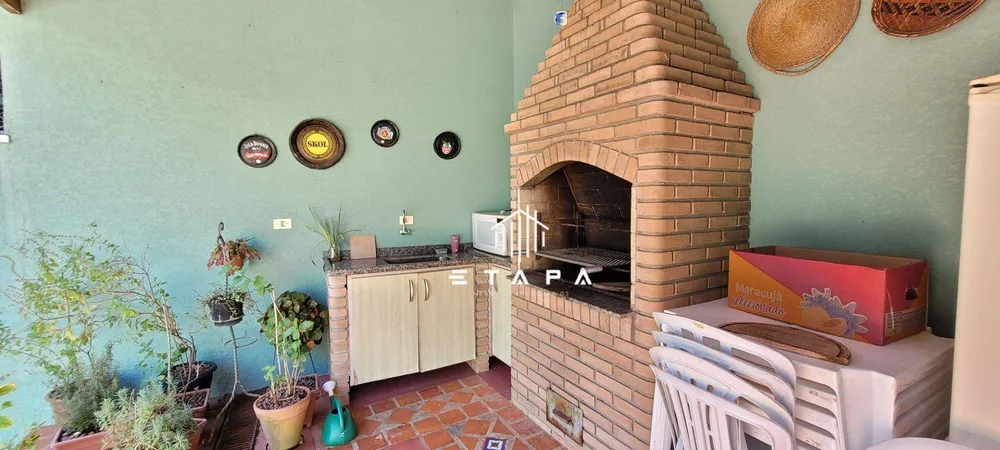Casa, 3 quartos, 228 m² - Foto 2