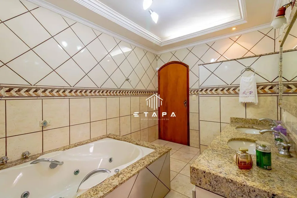 Casa, 4 quartos, 214 m² - Foto 10