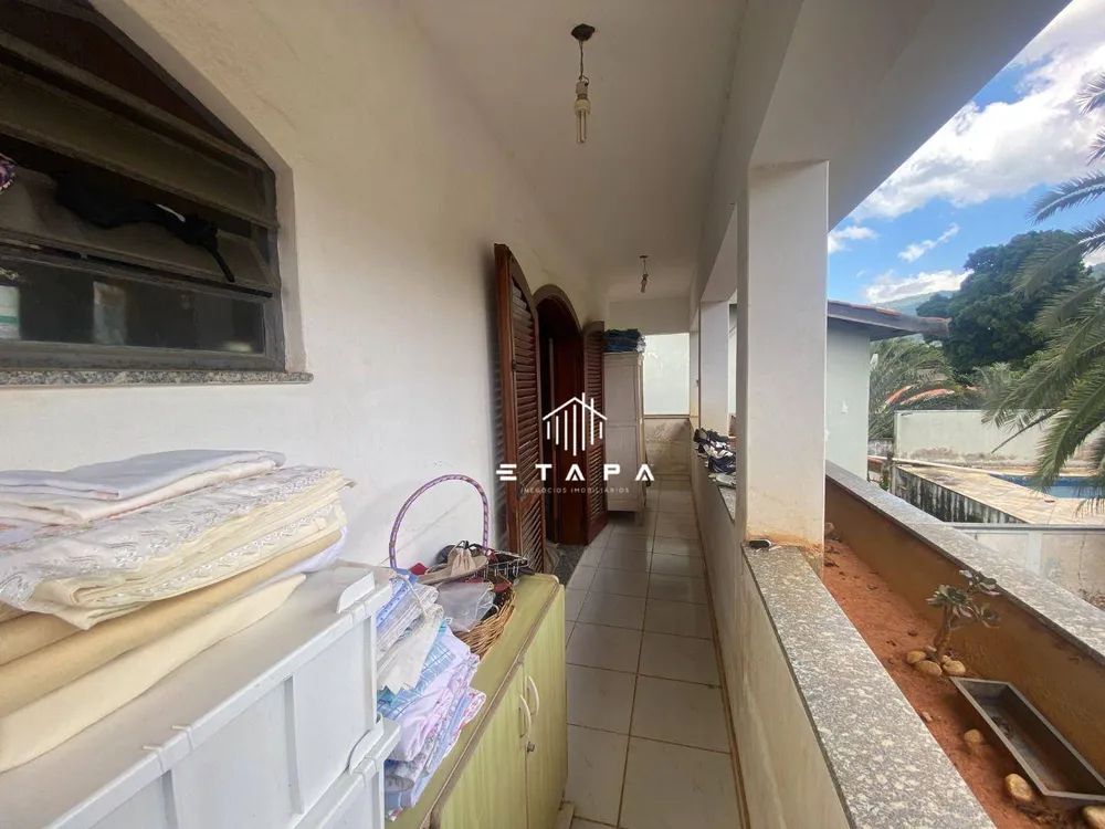 Casa, 4 quartos, 242 m² - Foto 3