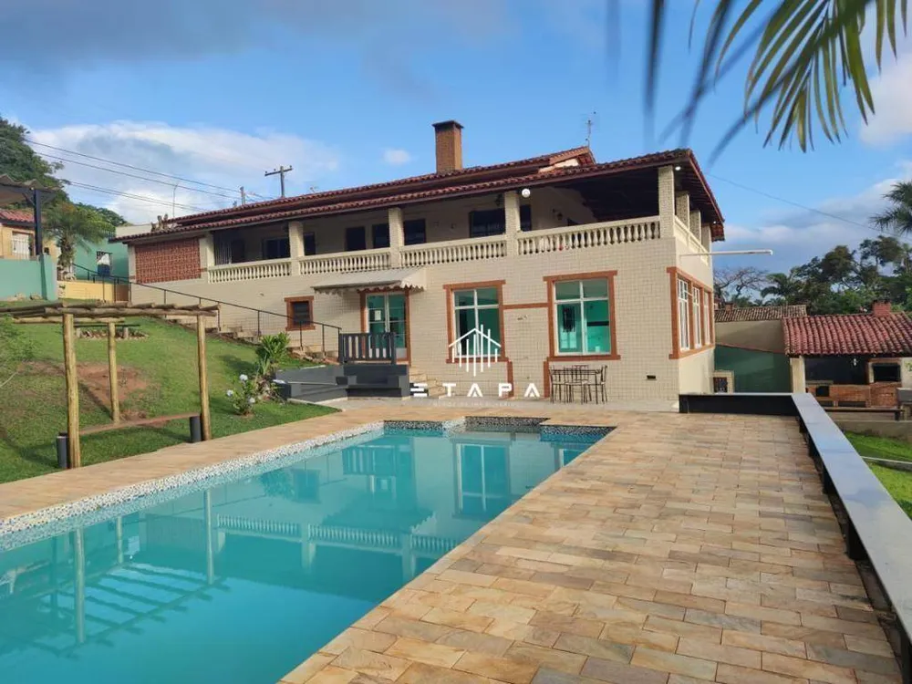Casa, 3 quartos, 389 m² - Foto 1